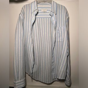 Club Monaco Linen Button Down